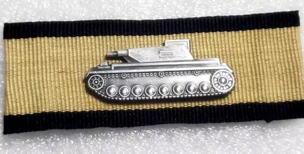 Panzervernichtungsabzeichen - gold - Repro - WH Panzervernichtungsabzeichen - gold - Repro - WH