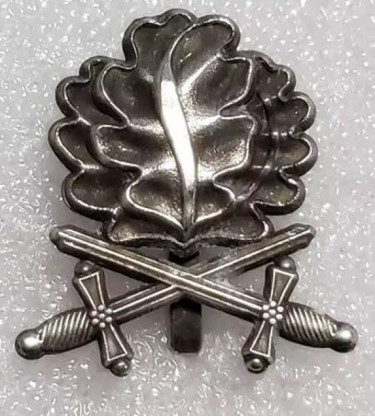 Pin - Eichenlaub mit Schwertern +++NUR WENIGE DA+++ Pin - Eichenlaub mit Schwertern +++NUR WENIGE DA+++