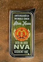 Feuerzeug - SM - Unterschätze nie einen alten Mann der in der NVA gedient hat Feuerzeug - SM - Unterschätze nie einen alten Mann der in der NVA gedient hat