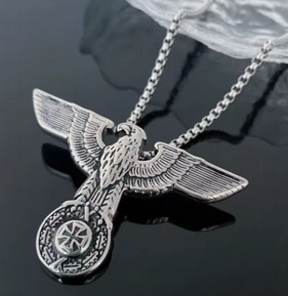 Halskette - Reichsadler mit Eisernem Kreuz - silberne Optik Halskette - Reichsadler mit Eisernem Kreuz - silberne Optik