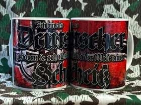 Tasse - Ich bin Deutscher - Ich schulde der Welt einen Scheiß Tasse - Ich bin Deutscher - Ich schulde der Welt einen Scheiß